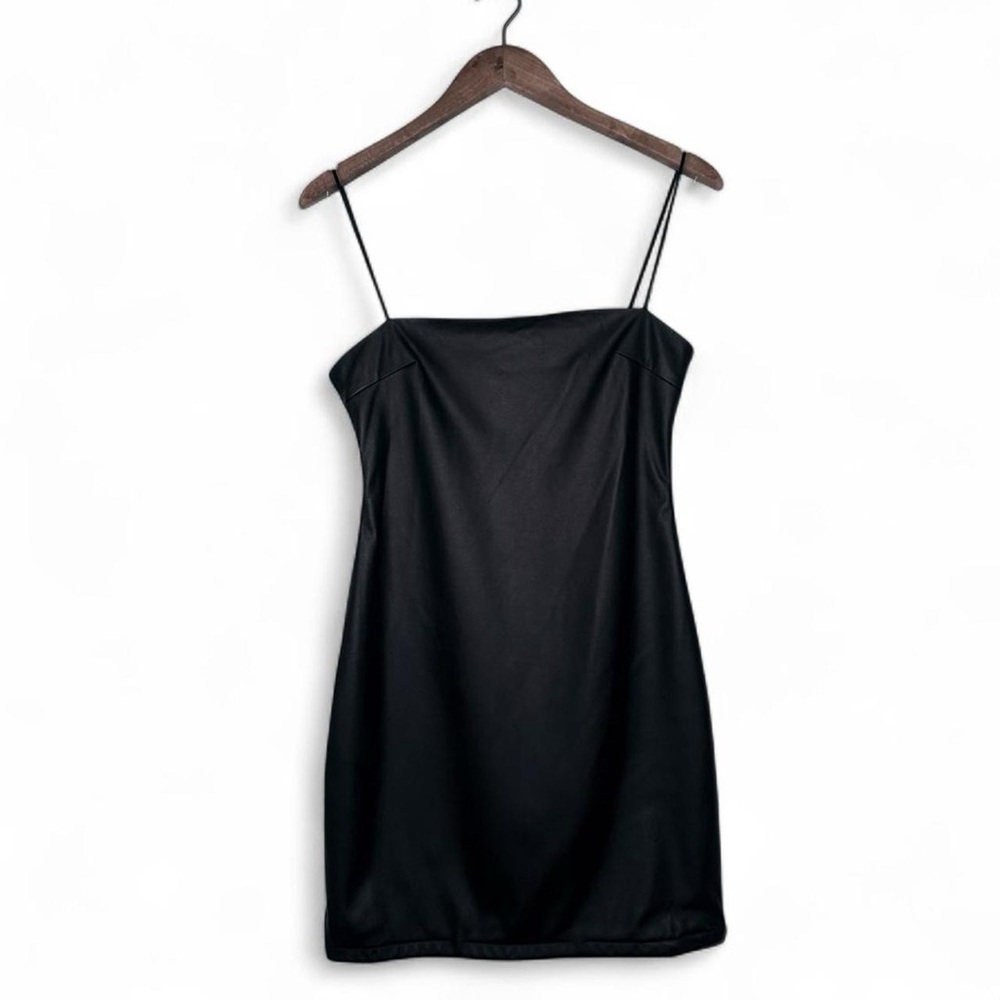 Elegant Mini Black Dress